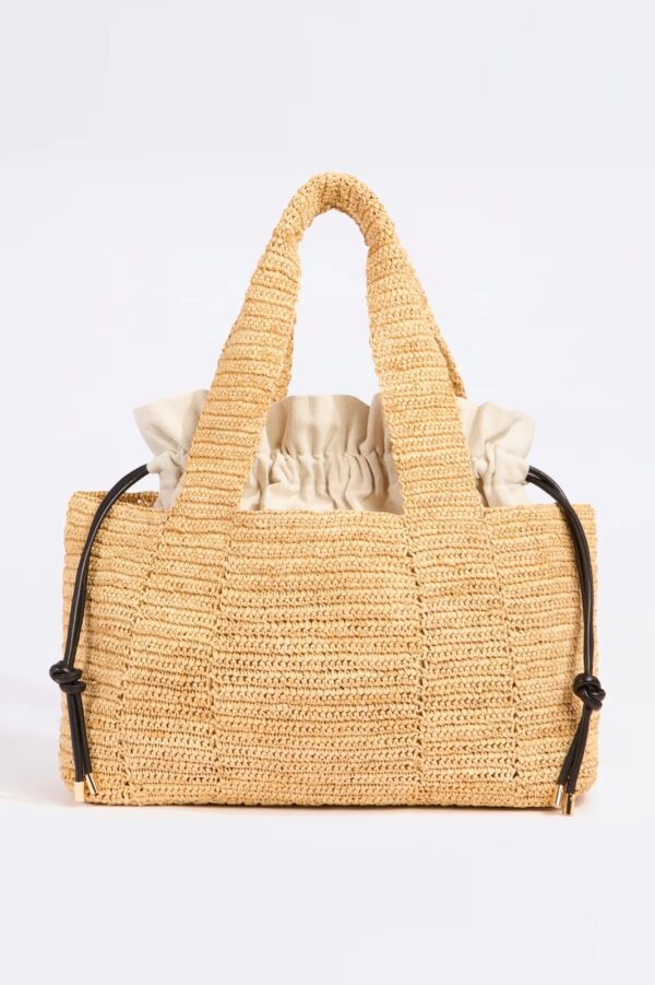 Large tote in lurex intrecciata a mano, doppi manici, pouch interna con coulisse
100% RAFIA
