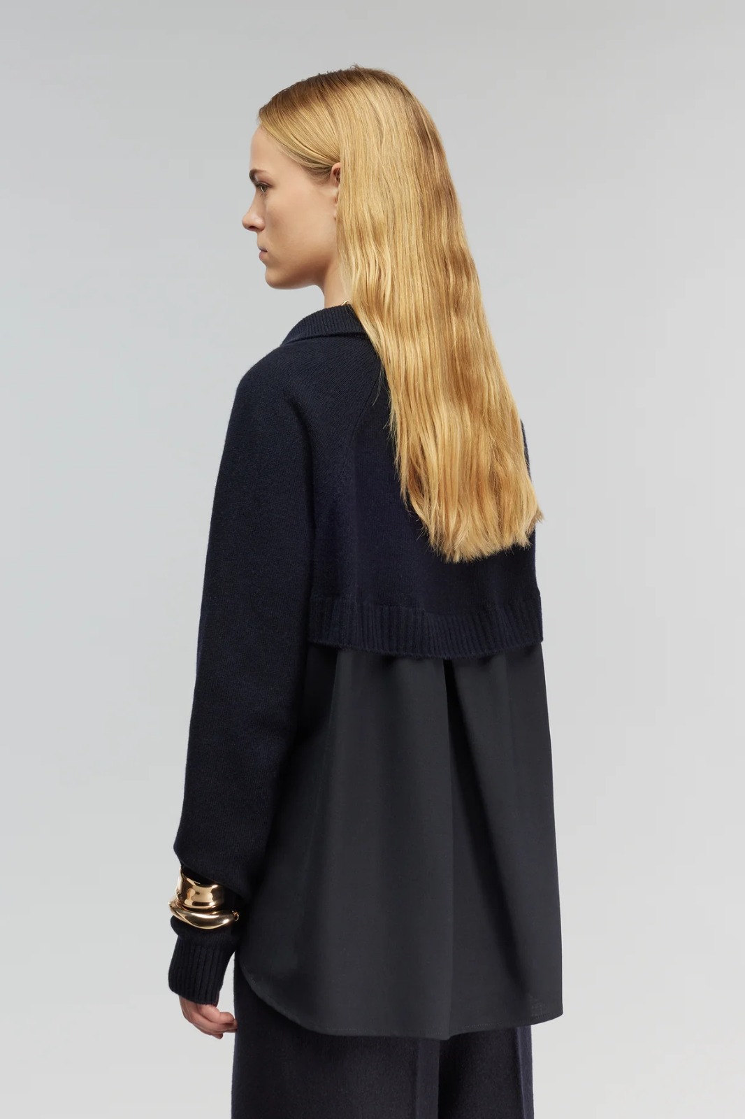 Maglia Acantha
Colore Blu Notte
Semicouture